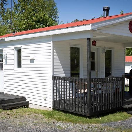 Camping Chalets Spas Pignons Rouges Saint Romain Eksteriør bilde