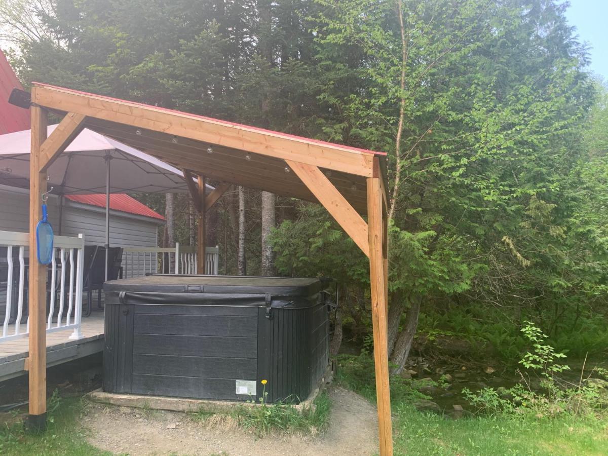 Camping Chalets Spas Pignons Rouges Saint Romain Eksteriør bilde