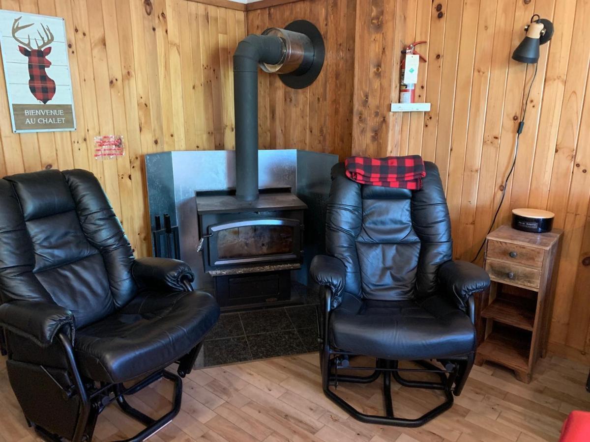 Camping Chalets Spas Pignons Rouges Saint Romain Eksteriør bilde
