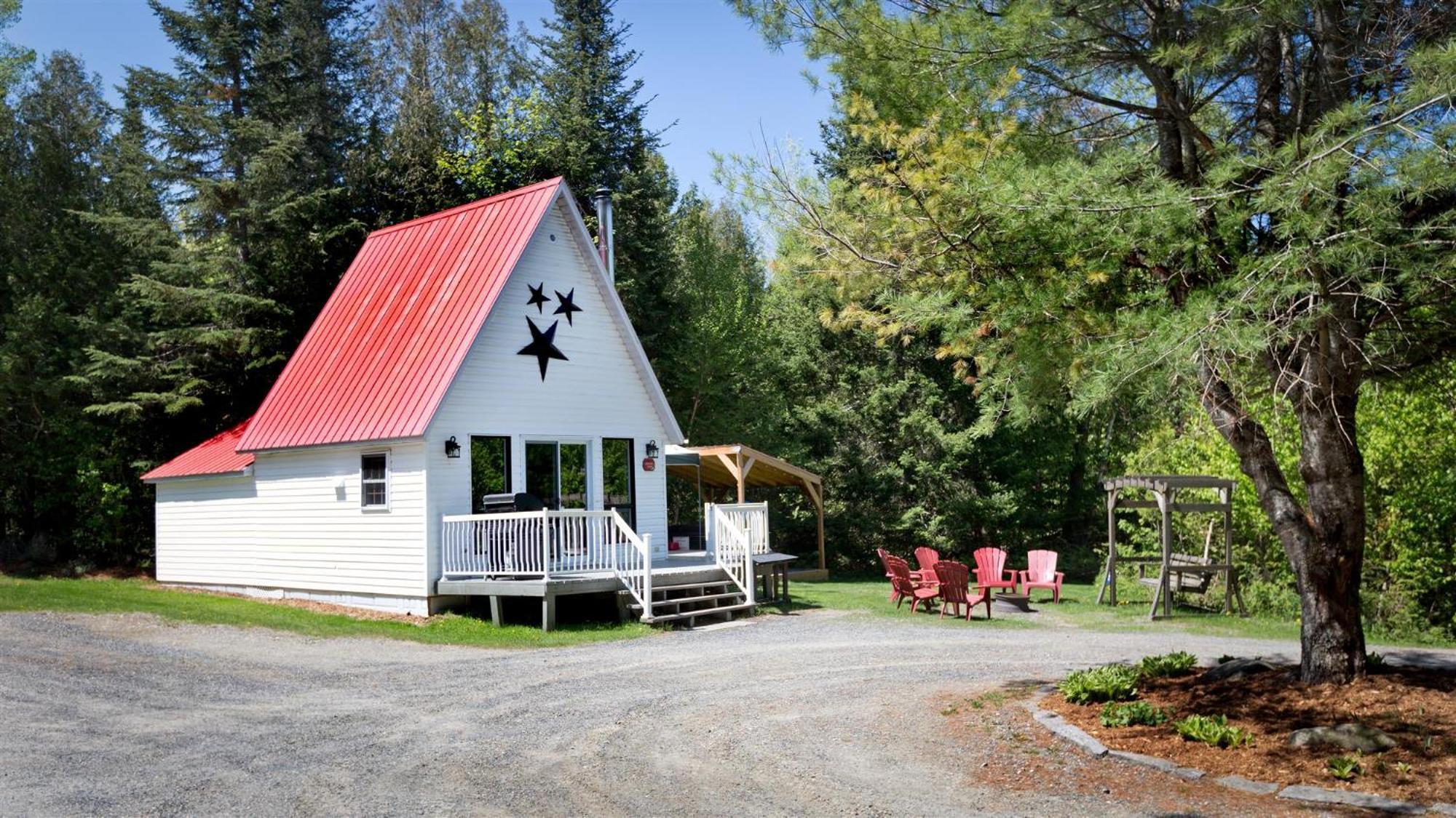 Camping Chalets Spas Pignons Rouges Saint Romain Eksteriør bilde